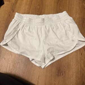Athleta Women's Lined White Athletic Shorts